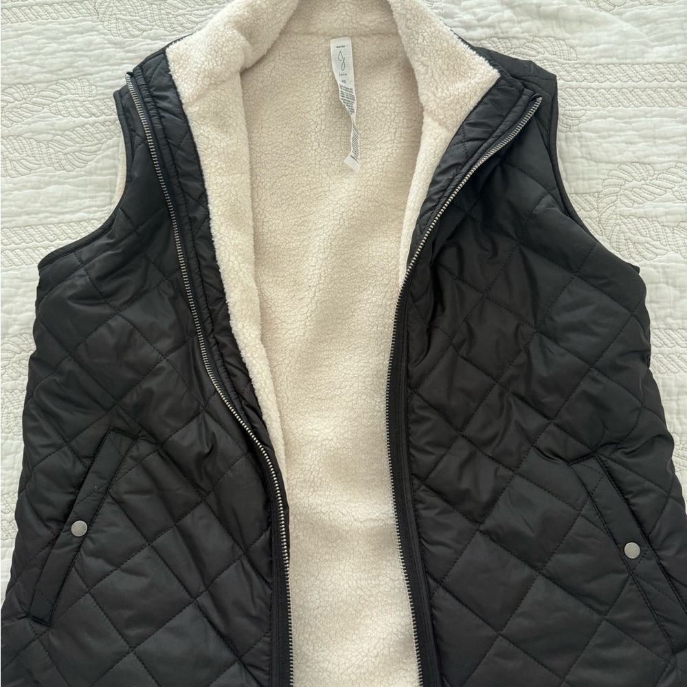 Joie Black and Cream Reversible Vest